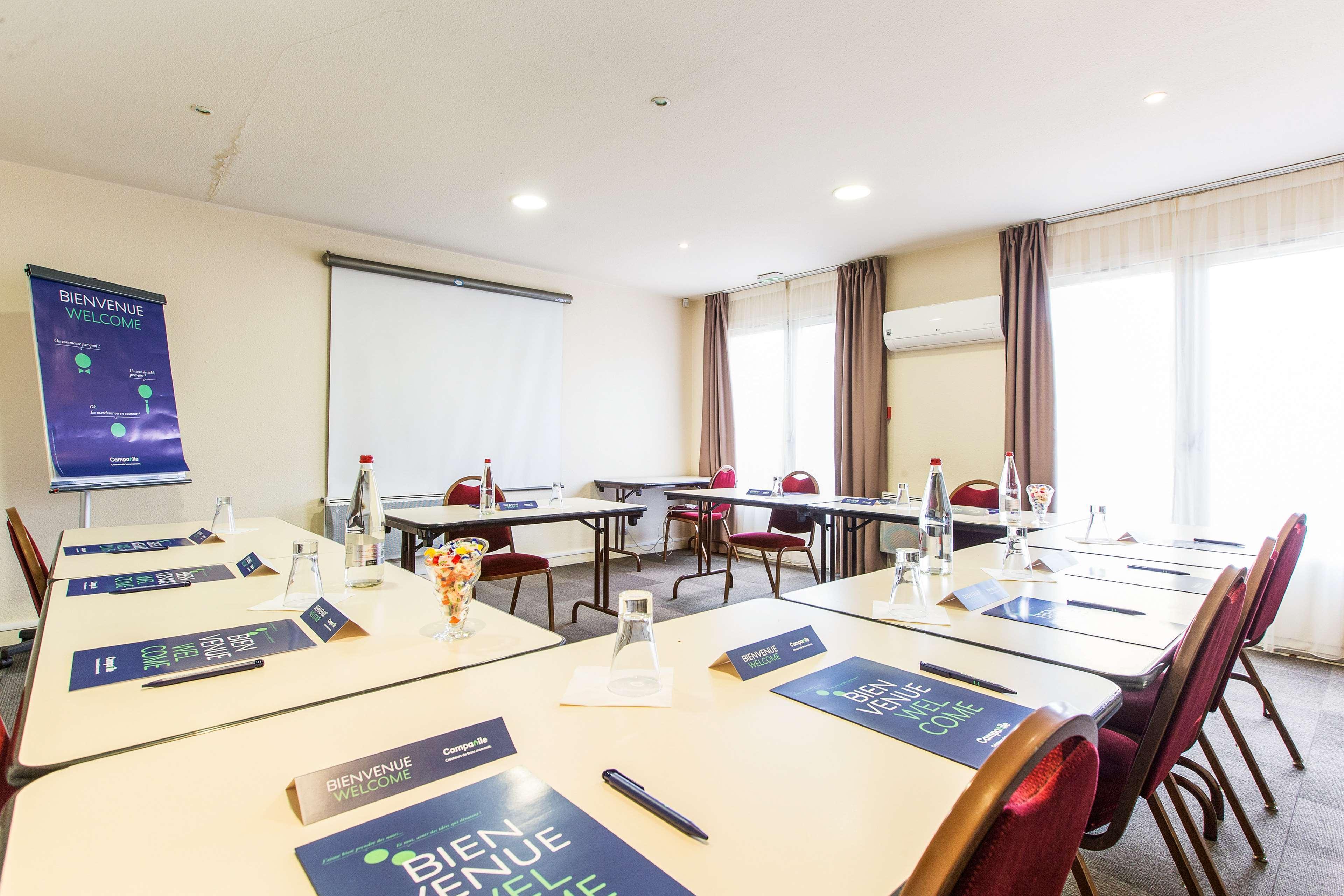 Campanile Hotel Beauvais Ngoại thất bức ảnh